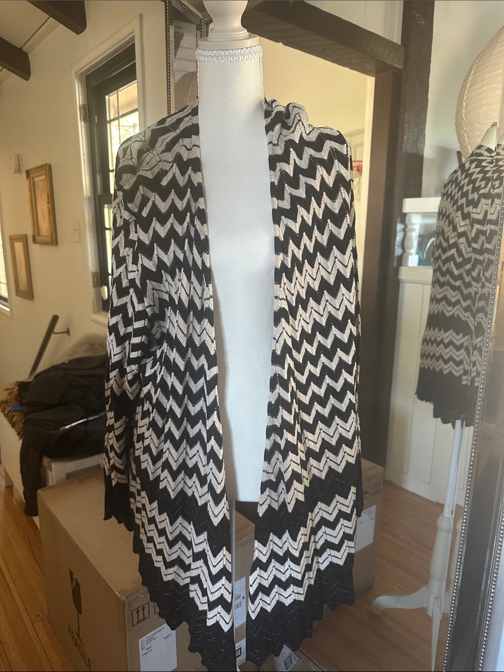 NIC+ZOE Black and White Chevron Open-Front Cardigan